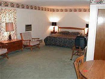 Ladd Brook Inn Pownal Bagian luar foto