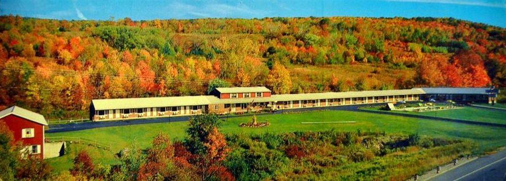 Ladd Brook Inn Pownal Bagian luar foto