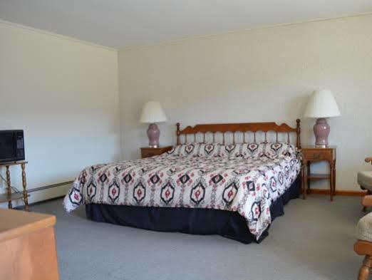 Ladd Brook Inn Pownal Bagian luar foto